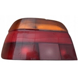 BMW E39 SEDAN LAMPA LEWY TYŁ TYLNA 8358031