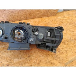 LAMPA PRAWY PRZÓD EU 30655906 VOLVO XC70 V70 S60 XENON