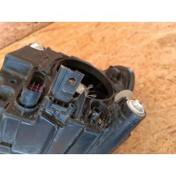 2K1941032A LAMPA PRAWY PRZÓD VOLKSWAGEN CADDY III 2K1 EU XENON