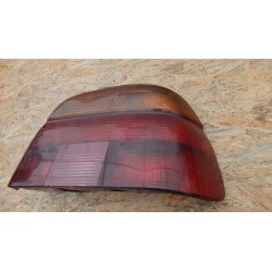 BMW E39 SEDAN LAMPA PRAWY TYŁ TYLNA 8358032