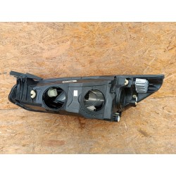 LAMPA PRAWA PRZÓD REFLEKTOR EU MX7B-13E014-CCJ FORD FOCUS MK4 IV