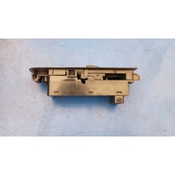 MR587959 PRZEŁACZNIK PANEL SZYB LEWY PRZÓD MITSUBISHI COLT VI 6