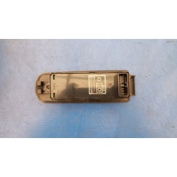 MR587959 PRZEŁACZNIK PANEL SZYB LEWY PRZÓD MITSUBISHI COLT VI 6