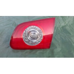 LAMPA PRAWY TYŁ W KLAPE VOLKSWAGEN PASSAT B6 KOMBI