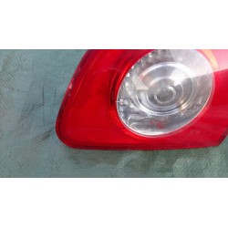 LAMPA PRAWY TYŁ W KLAPE VOLKSWAGEN PASSAT B6 KOMBI