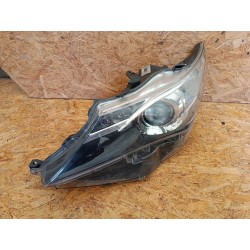LAMPA LEWY PRZÓD EU 81150-02E21 TOYOTA AURIS II 2 2012- E18