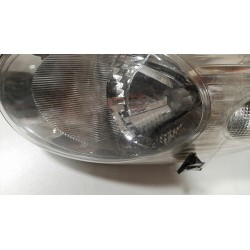 NISSAN MICRA K12 LAMPA PRAWY PRZÓD REFLEKTOR