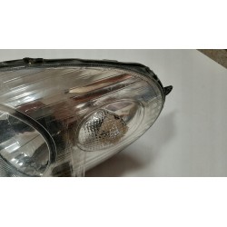 NISSAN MICRA K12 LAMPA PRAWY PRZÓD REFLEKTOR