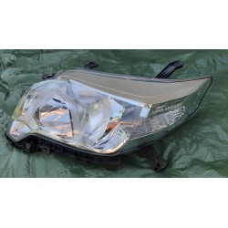 TOYOTA LAND CRUISER J150 LIFT LAMPA LEWA PRZÓD