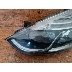 LAMPA LEWY PRZÓD EU RENAULT CLIO IV 4 260601850R
