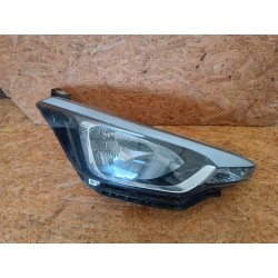 LAMPA PRAWY PRZOD EU 92102-4P500 HYUNDAI I20 II 92102C8000 92102-C8