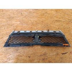 KRATKA GRILL ATRAPA ZDERZAKA PRZÓD 71743-65J0 SUZUKI GRAND VITARA II 05-