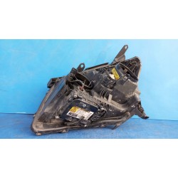 LAMPA PRAWY PRZÓD REFLEKTOR XENON EU TOYOTA AVENSIS T25 LIFT 2006-