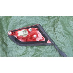 LAMPA PRAWY TYŁ W KLAPE INFINITI G37 09- EU IGŁA