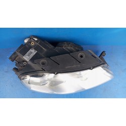 LAMPA PRAWY PRZÓD XENON 3C0941752D VW PASSAT B6 EUROPA SOCZEWKA