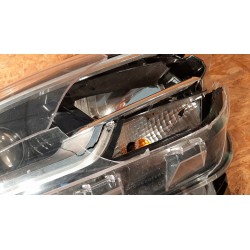 RENAULT KADJAR LAMPA PRAWA PRZÓD PRZEDNIA 196197-02