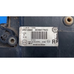 LAMPA PRAWY PRZÓD XENON 3C0941752D VW PASSAT B6 EUROPA SOCZEWKA