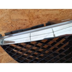 KRATKA GRILL ATRAPA ZDERZAKA PRZÓD C10050712 MAZDA PREMACY