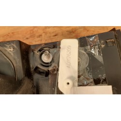 LAND ROVER DISCOVERY V LAMPA TYLNA TYŁ PRAWA