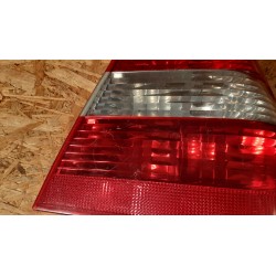 BMW E46 LIFT SEDAN LAMPA TYLNA TYŁ PRAWA 6910532