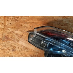 LAMPA PRAWY TYŁ W KLAPE LED TOYOTA C-HR 2016- 81580-F4020