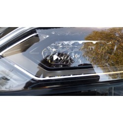 LAMPA LEWY PRZÓD REFLEKTOR EU LED 100-19011 NISSAN QASHQAI II J11 LIFT