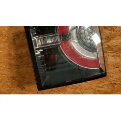 LAND ROVER DISCOVERY SPORT L550 LAMPA TYLNA TYŁ PRAWA W KLAPĘ FK72-13192-BH
