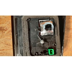 LAND ROVER DISCOVERY SPORT L550 LAMPA TYLNA TYŁ PRAWA W KLAPĘ FK72-13192-BH