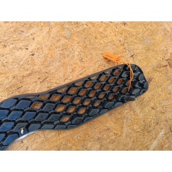 KRATKA GRILL ATRAPA ZDERZAKA PRZÓD TY0734001 TOYOTA YARIS I LIFT 03-