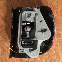 VOLKSWAGEN FOX I LIFT LAMPA TYLNA TYŁ LEWA 5Z0945095A