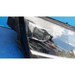 LAMPA PRAWY PRZÓD EU REFLEKTOR 5E1941016D SKODA OCTAVIA III 3 LIFT LED