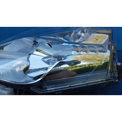 LAMPA REFLEKTOR LEWY PRZÓD EU 26060-3NLX NISSAN LEAF I 2010-