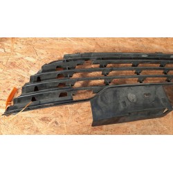 CITROEN C4 KRATKA ATRAPA ZDERZAKA PRZÓD 9646215877