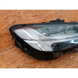 LAMPA PRAWY PRZÓD EU LED 31468901 VOLVO V90 S90