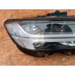 LAMPA PRAWY PRZÓD EU LED 31468901 VOLVO V90 S90