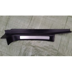 MERCEDES W203 LISTWA PROGOWA PRAWY TYŁ A2036801035