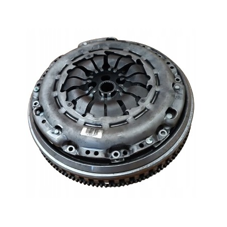 NISSAN JUKE I F15 1.5 DCI 8200926712 KOŁO DWUMASOWE SPRZĘGŁO KOMPLET