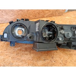 LAMPA PRAWY PRZÓD EU 30655906 VOLVO XC70 V70 S60 XENON