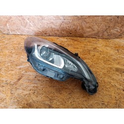 LAMPA PRAWY PRZÓD EU LED 90026267 81110-0H150 PEUGEOT 108