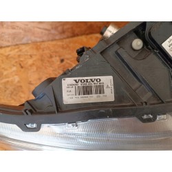 LAMPA PRAWY PRZÓD EU XENON VOLVO S60 V60 LIFT 31420262 2013-