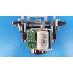 ODBŁYŚNIK SOCZEWKA LAMPY PRAWY PRZÓD BMW E46 XENON 1305310172