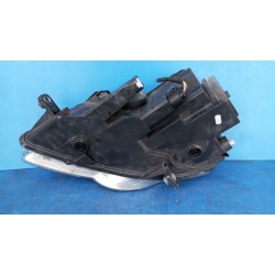 LAMPA PRAWY PRZÓD UK ANGLIK 3C0941006AC VW PASSAT B6 2005-2010 IGŁA