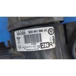 LAMPA PRAWY PRZÓD UK ANGLIK 3C0941006AC VW PASSAT B6 2005-2010 IGŁA