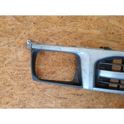 KRATKA ATRAPA ZDERZAKA PRZÓD GRILL TOYOTA HILUX VI 89-
