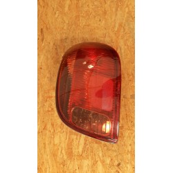 TOYOTA YARIS 1 I 5D LIFT LAMPA TYLNA TYŁ PRAWA