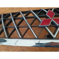 KRATKA GRILL ATRAPA ZDERZAKA PRZÓD MR523853 MITSUBISHI L200 III 2002-
