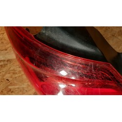 OPEL CORSA E LAMPA TYLNA TYŁ LEWA 13428447
