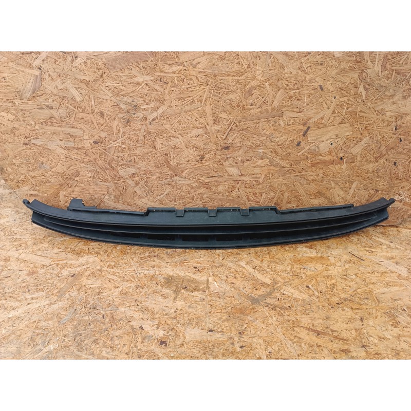 39003563 KRATKA ZDERZAKA ATRAPA PRZÓD OPEL CORSA E 13432002