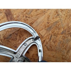 EMBLEMAT ZNACZEK LOGO GRILLA ZDERZAKA PRZÓD TOYOTA RAV4 RAV-4 III 2006-