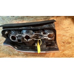 LAMPA PRAWY TYŁ VOLVO XC70 V70 30643335 30643333